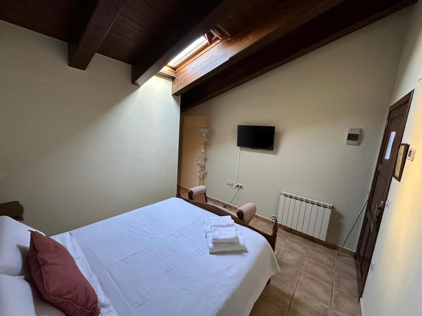 Hotel De La Villa Rubielos De Mora Buitenkant foto