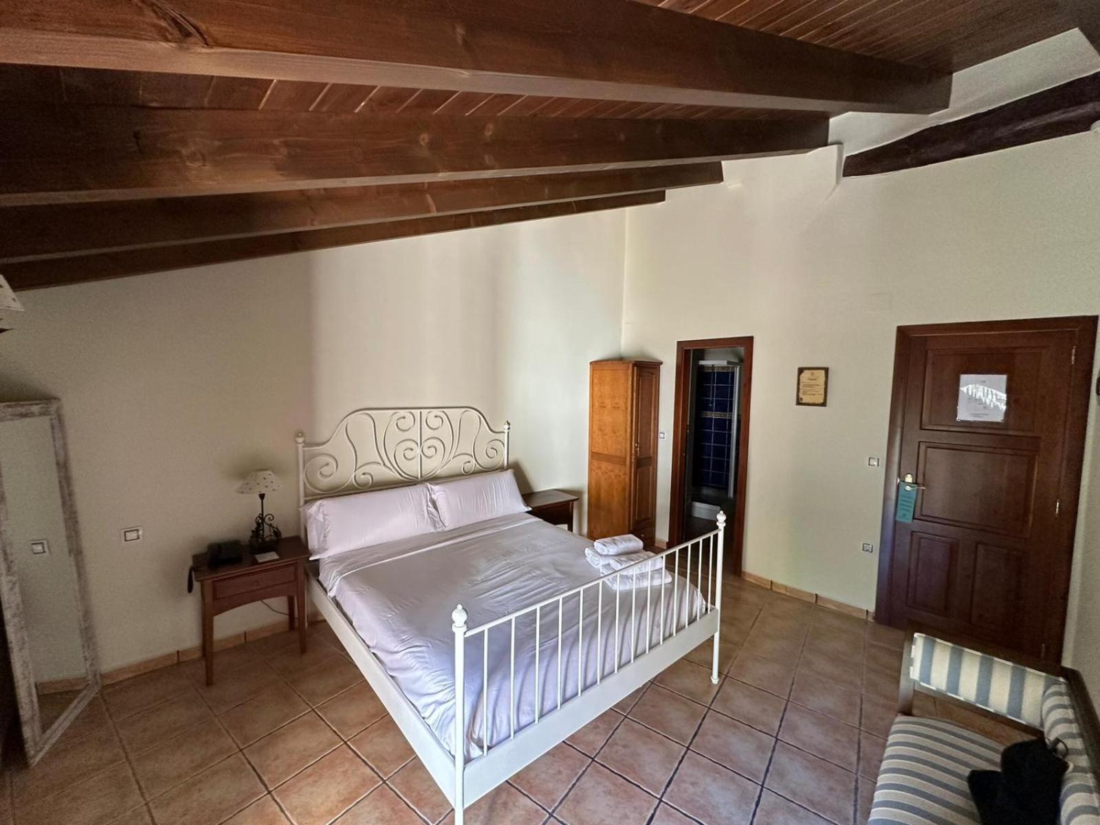 Hotel De La Villa Rubielos De Mora Buitenkant foto
