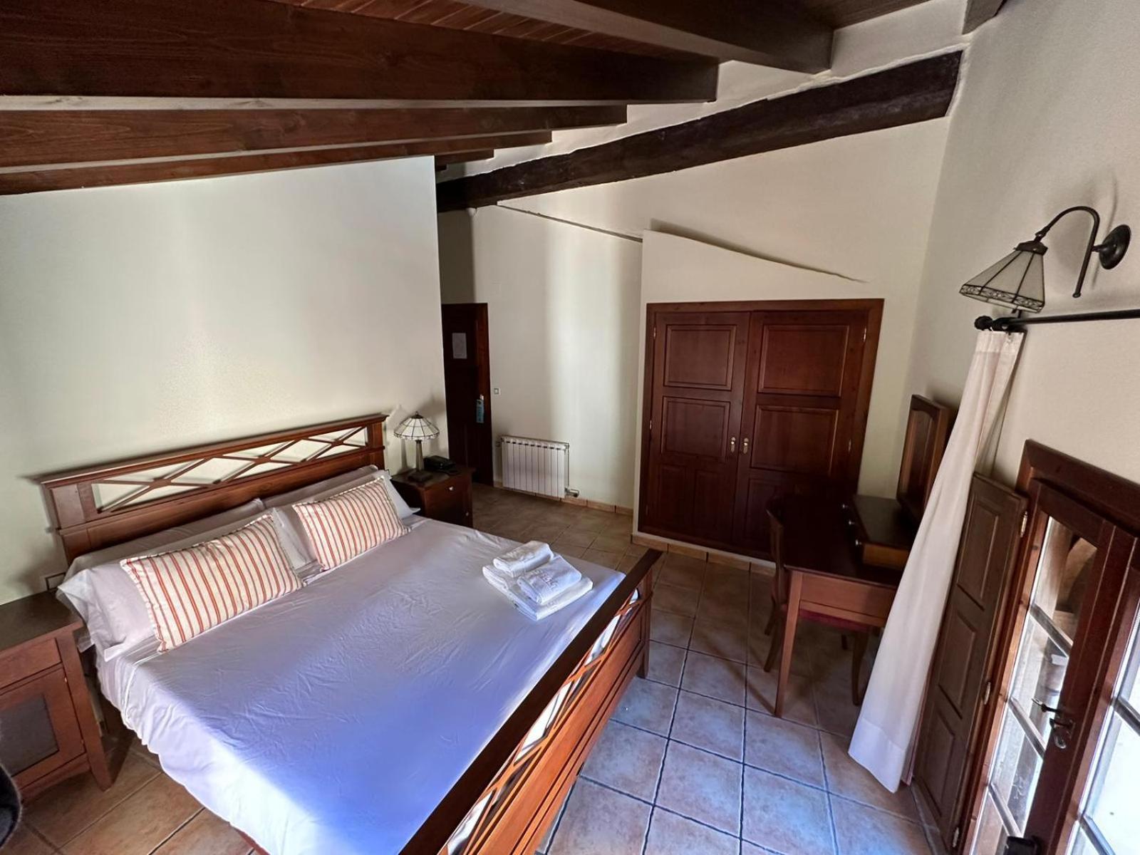 Hotel De La Villa Rubielos De Mora Buitenkant foto